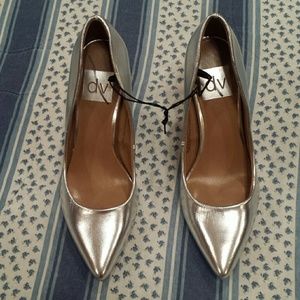dv shoes heels